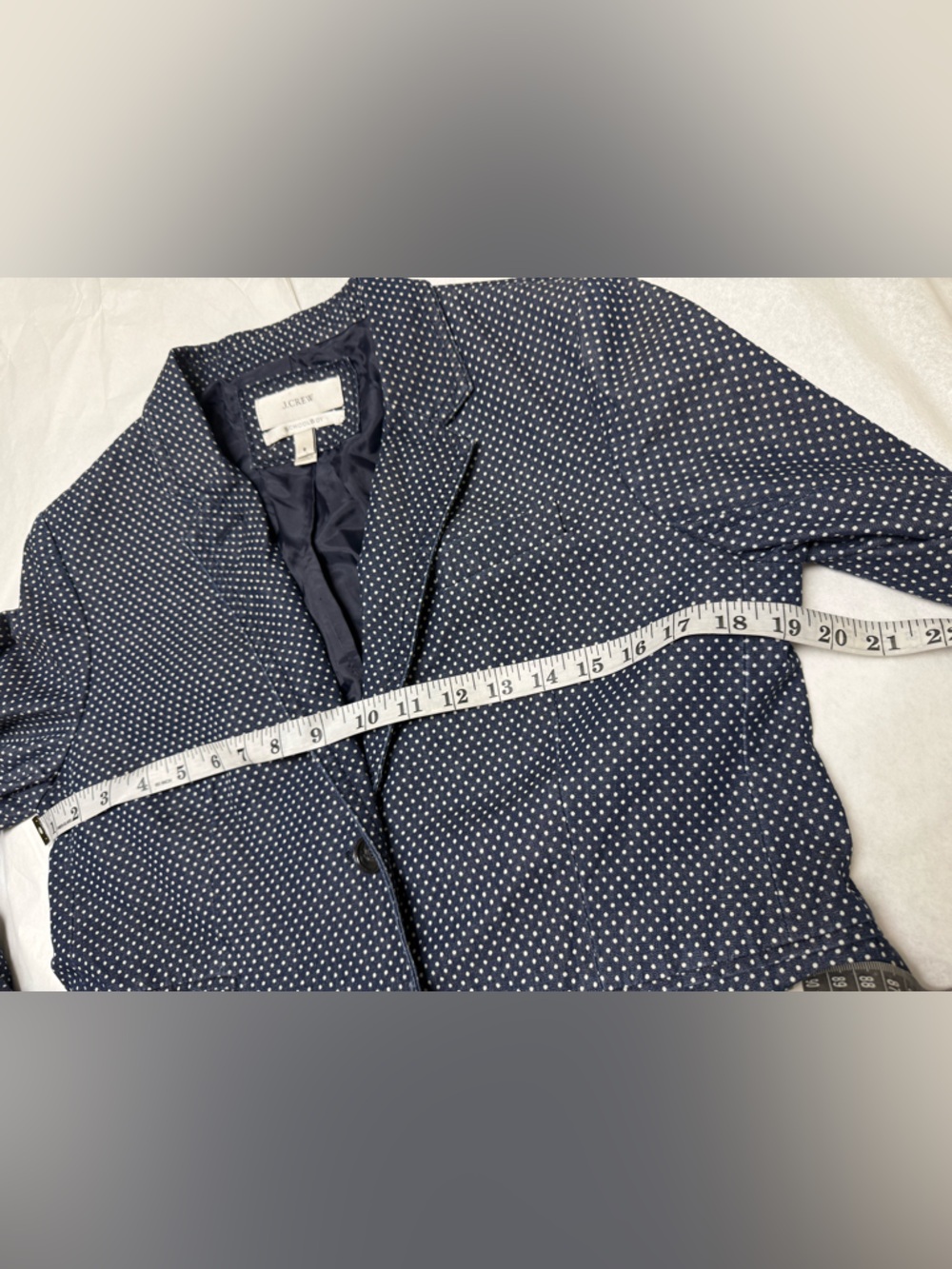 J.Crew schoolboy blazer in a navy blue and white polka dot pattern. 🔵 - Picture 6 of 12